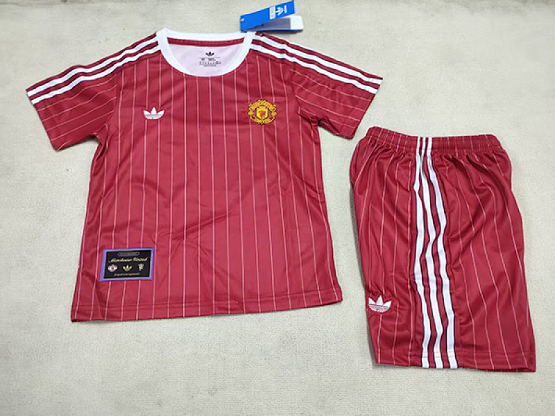 Niño_Mu Special Edition red kid 26-27